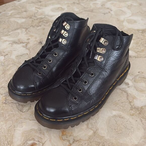 Vintage Dr. Martens 8088 Low Cut Boots Made in England Rare - Picture 4 of 15